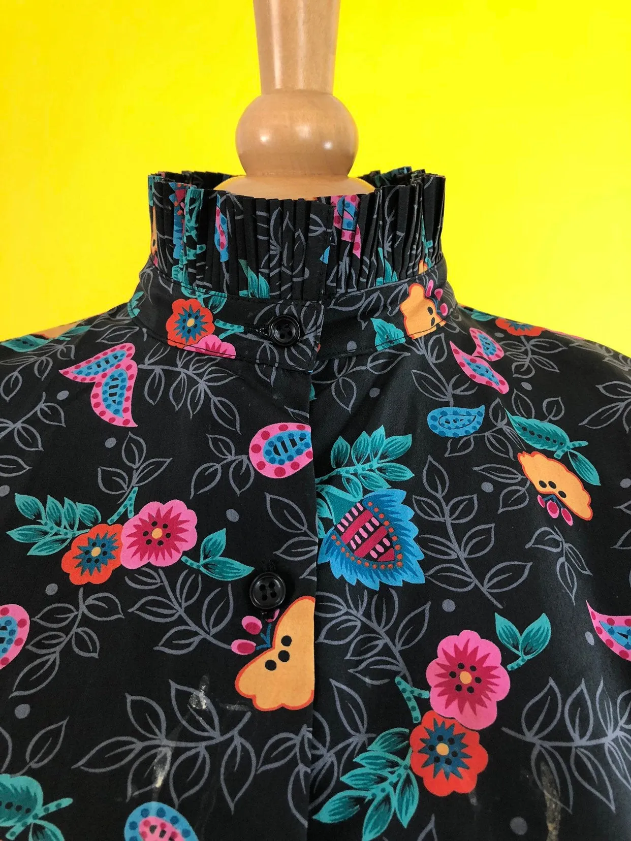 80s 90s vintage floral blouse women's shirt black flowers bold 1980s top