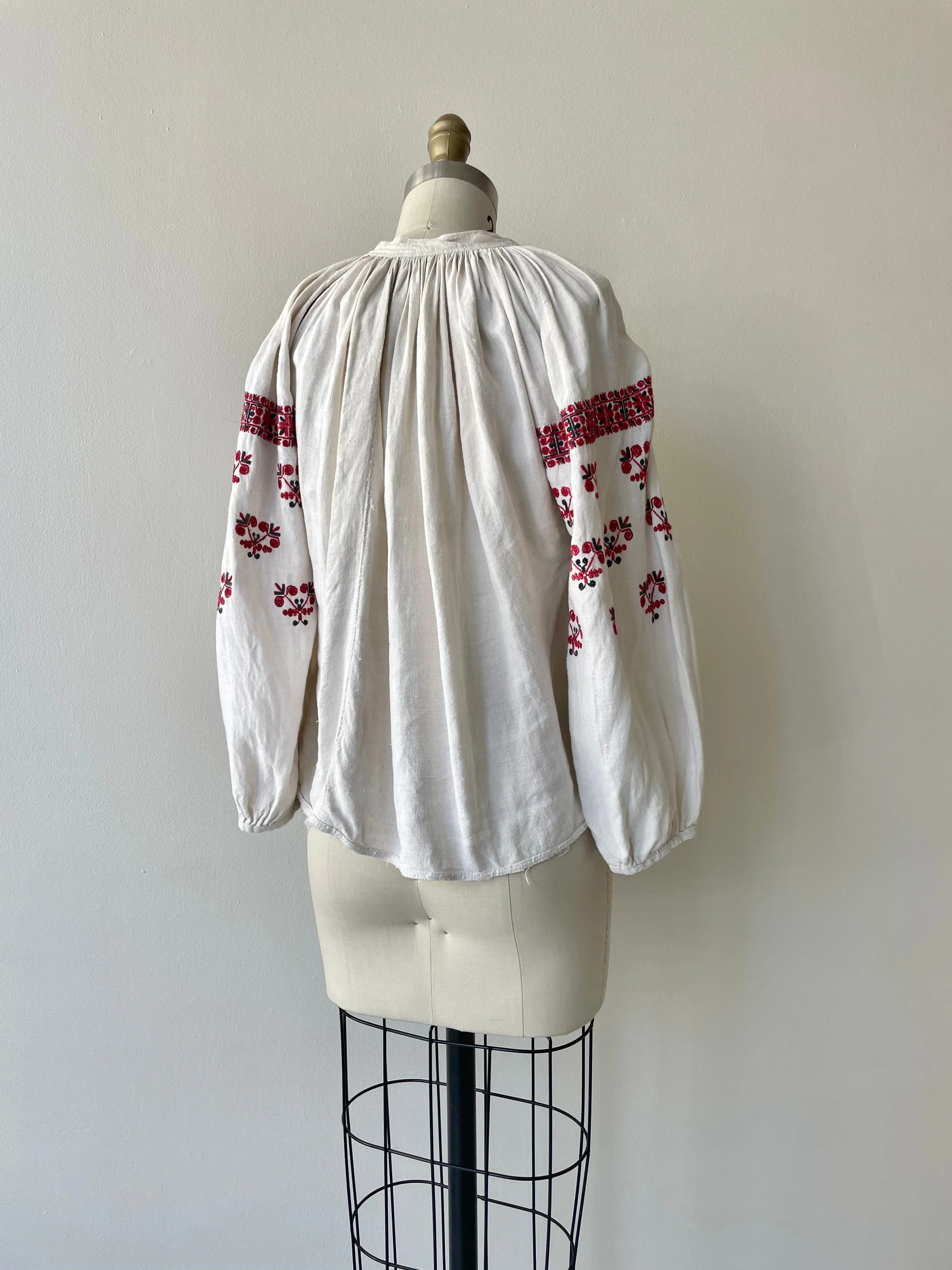 Balkan Folk Blouse 1930s - Traditional Clothing | Vintage Style