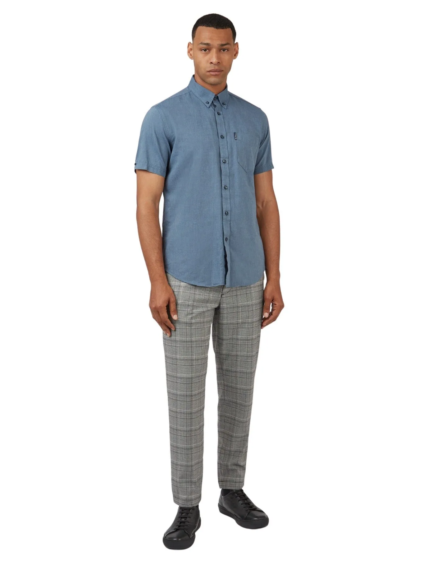 Ben Sherman Men's Short Sleeve Signature Oxford Shirt.