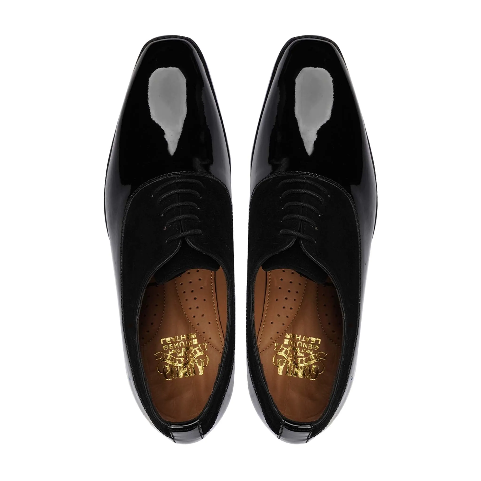 CAMENCA - Oxford Shoes featuring a Merging of Black Patent and Kid Suede