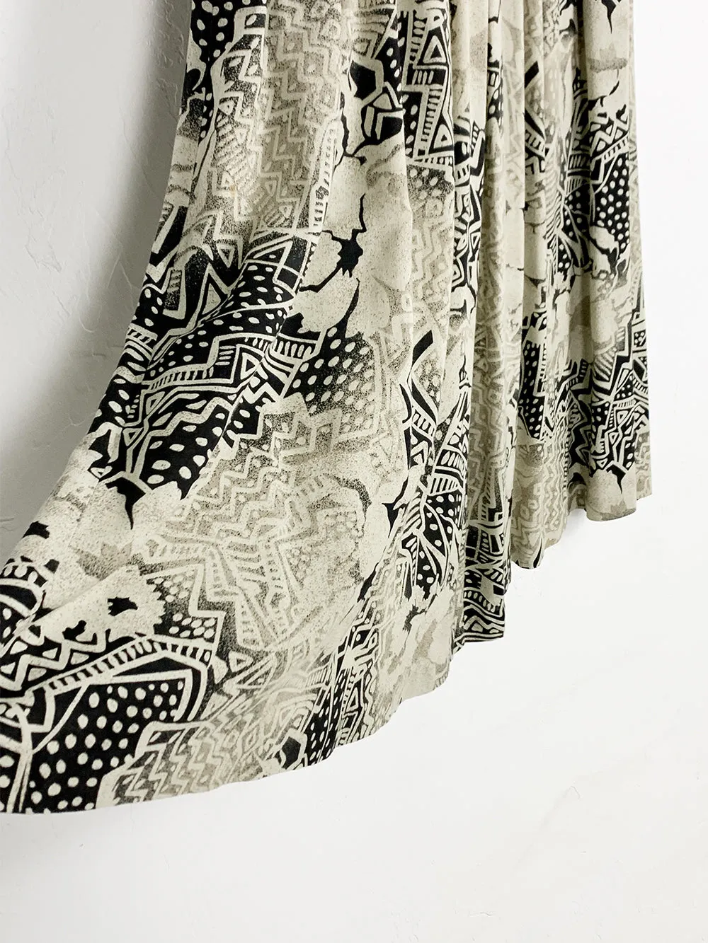 CC Black and Tan Abstract Print Skirt - Shop now for trendy black and tan abstract print skirts!