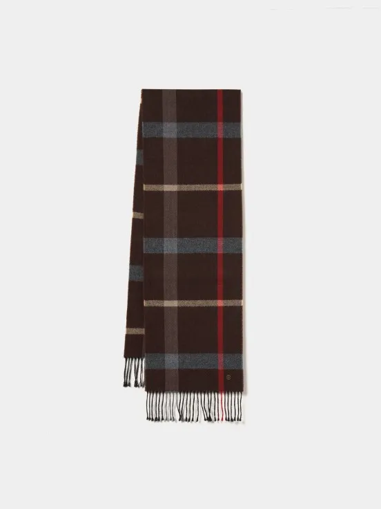 Checkered fringed scarf