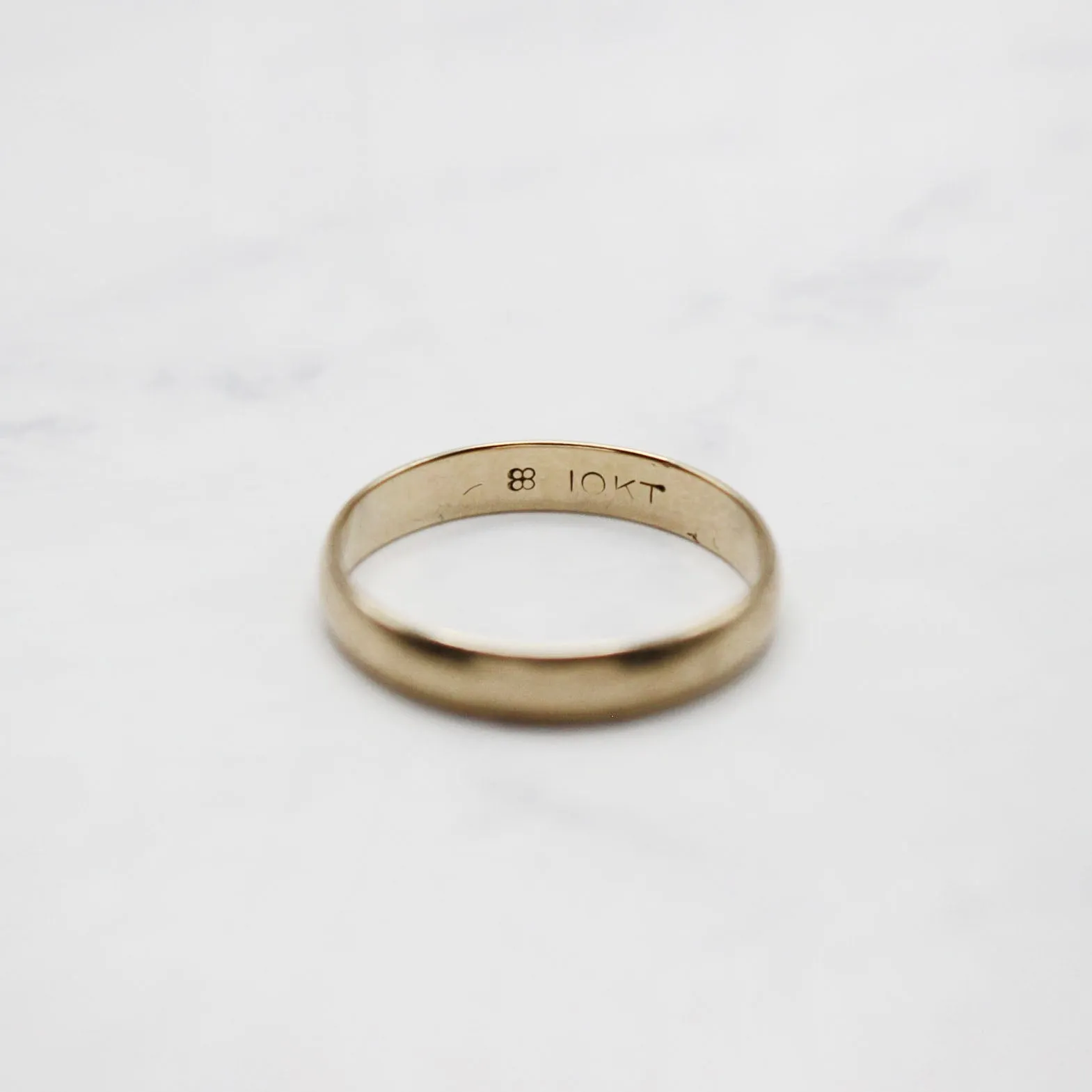 Classic Vintage 10kt Gold Wedding Band Self Love Ring