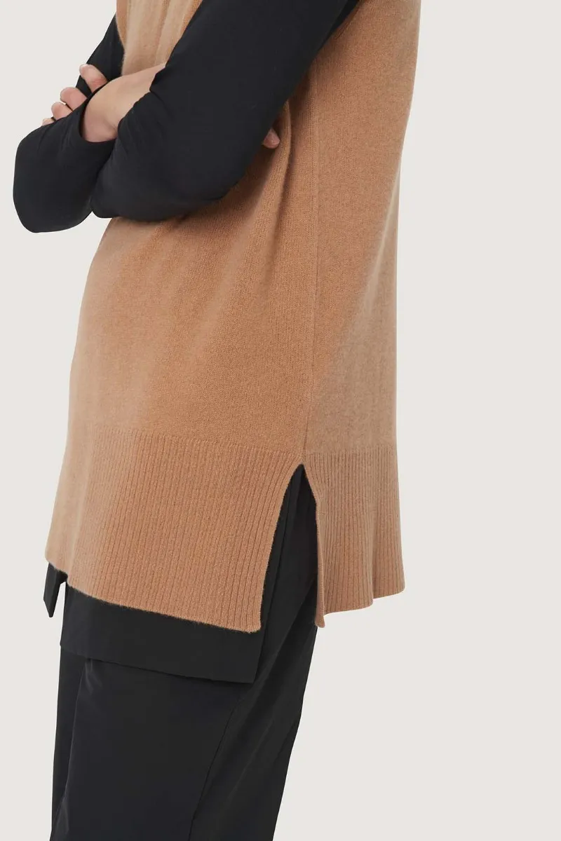 Cloud cashmere waistcoat