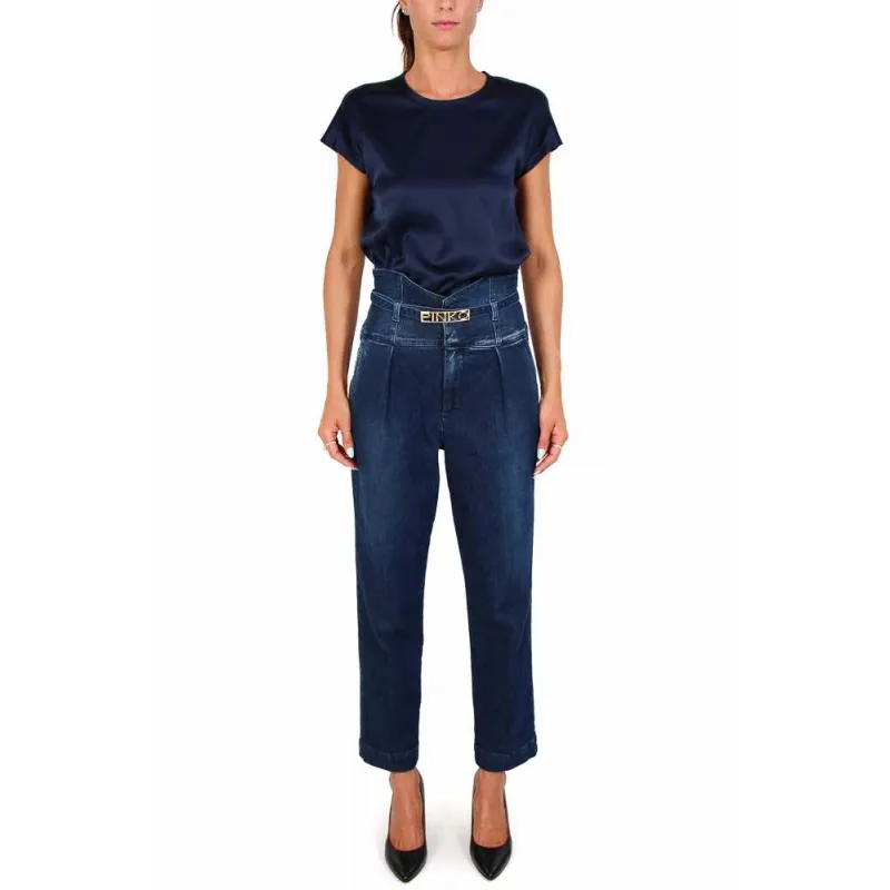 High-waisted denim jeans with bustier and American style pockets, blue.