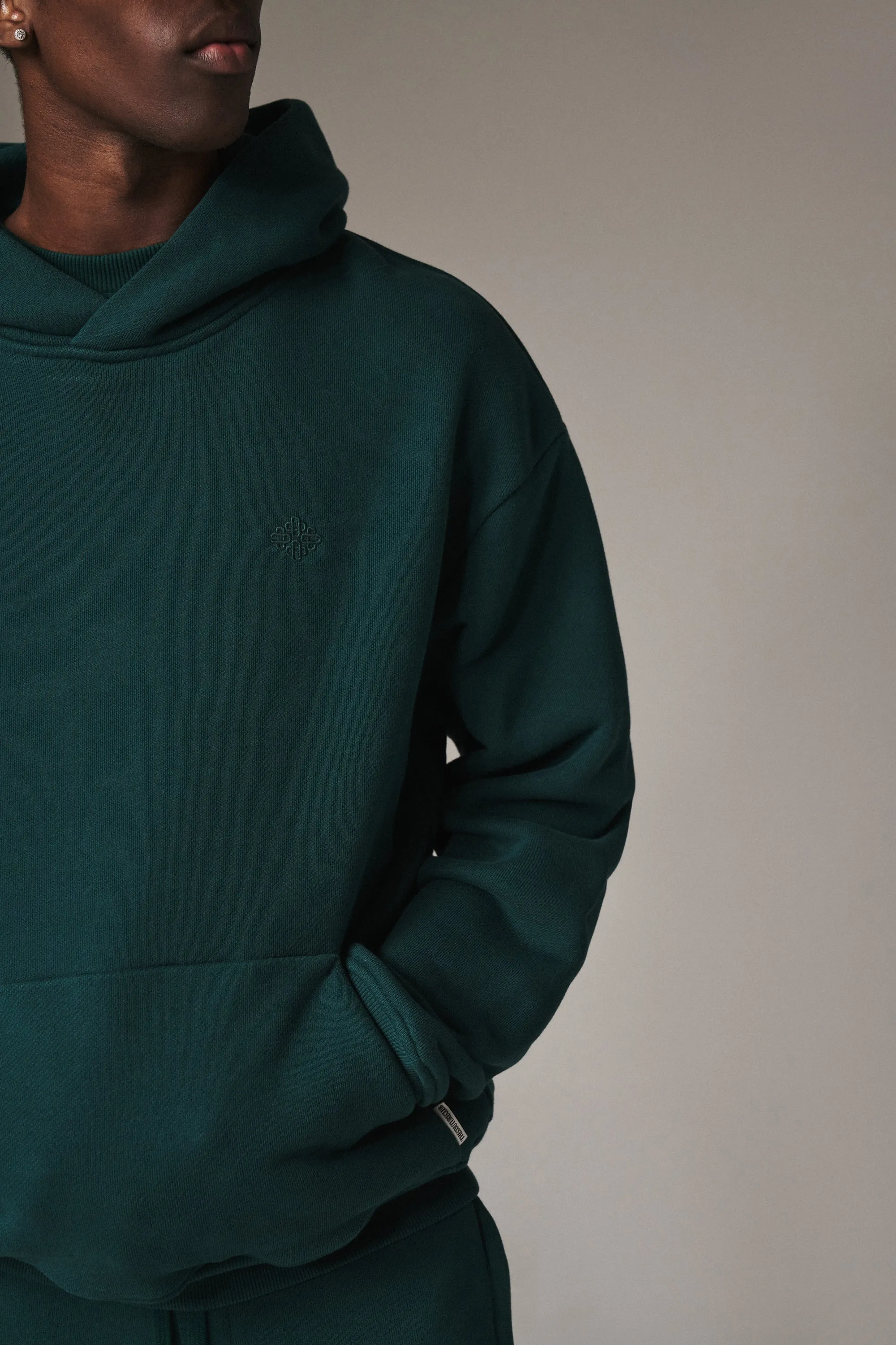 LAUNDERED CLASSICS HOODIE - GREEN