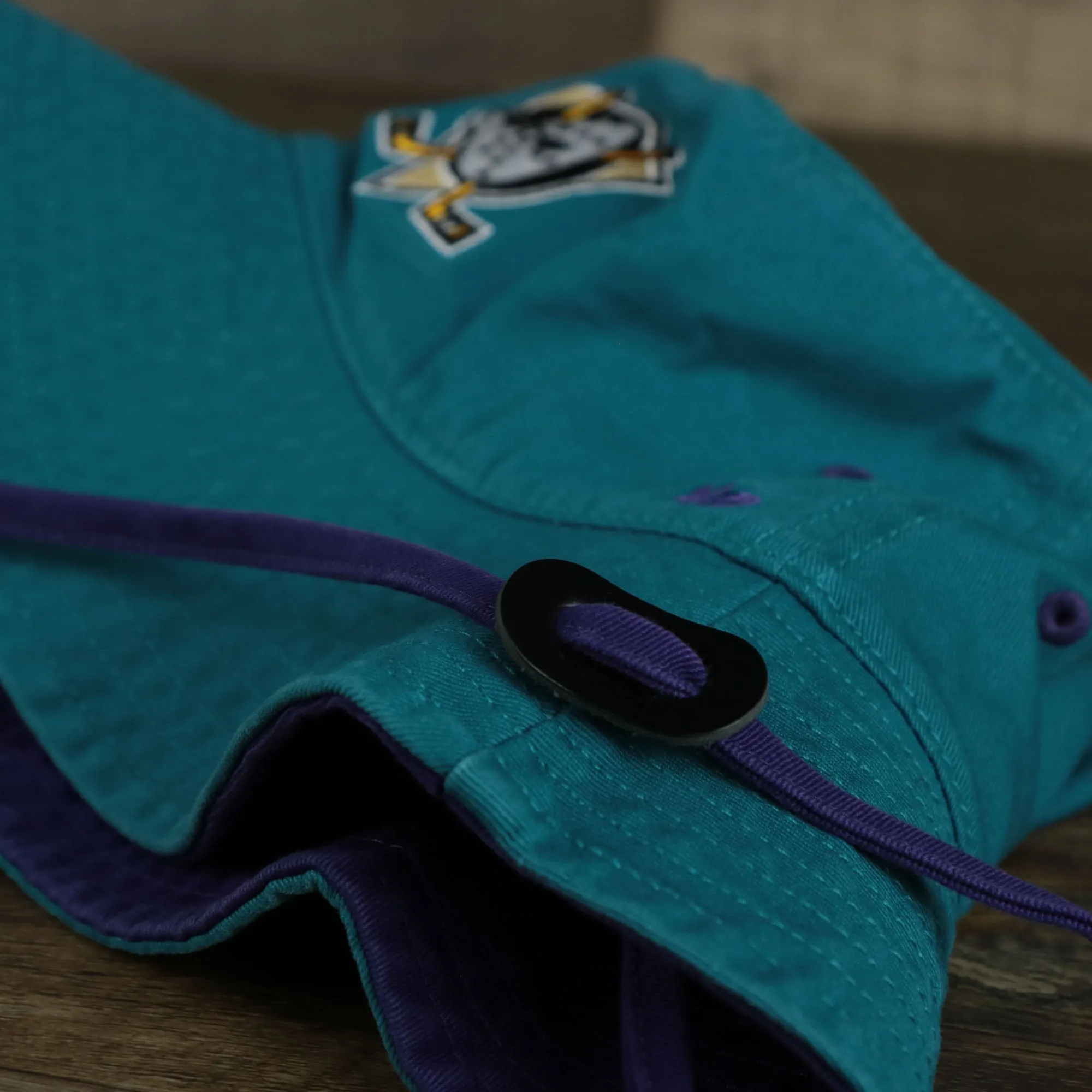 Mighty Ducks Anaheim Ducks Grape 90s Vintage 5s Bucket Hat | 47 Brand, Dark Teal