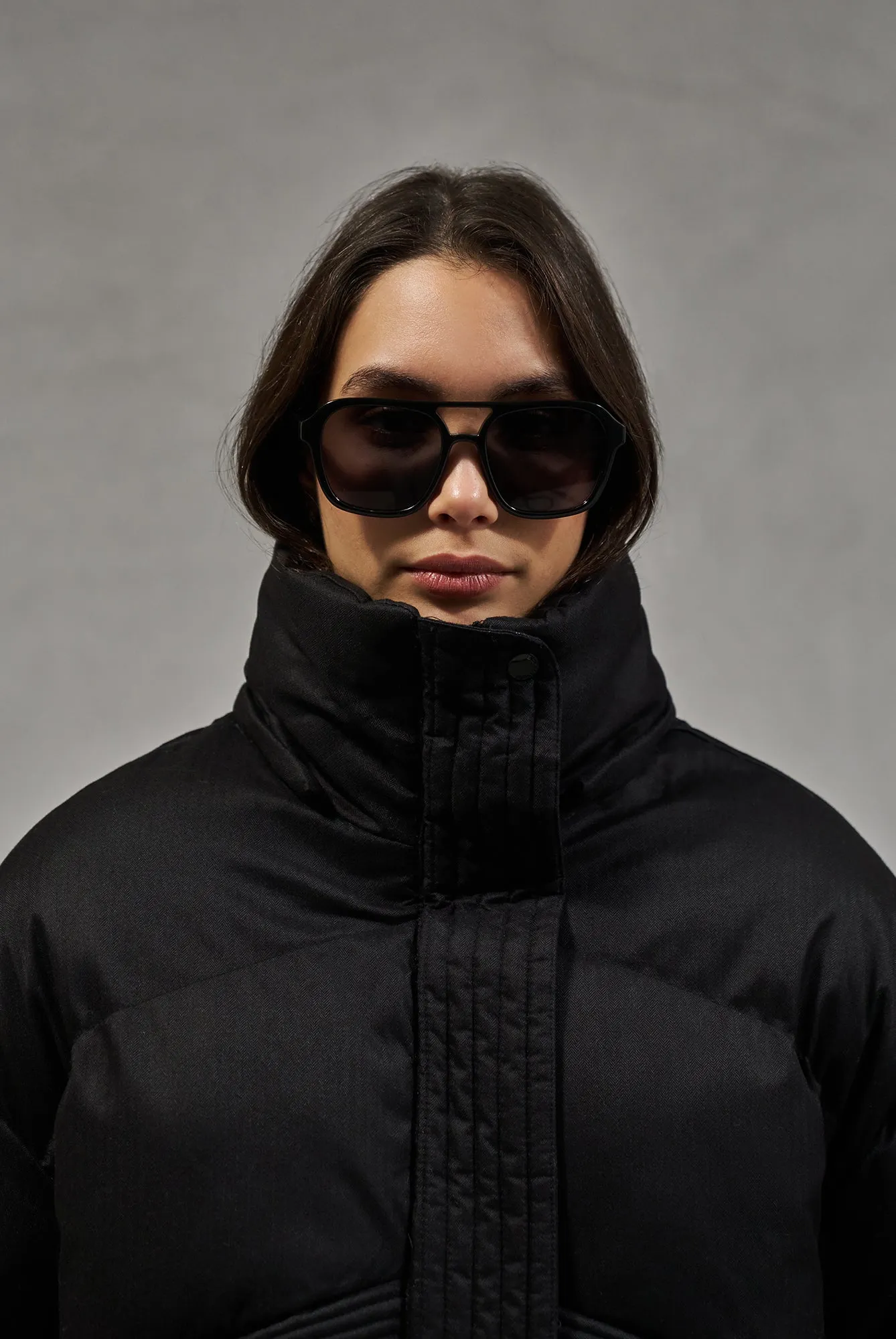 OVERSIZED TIE HEM PUFFER JACKET - BLACK