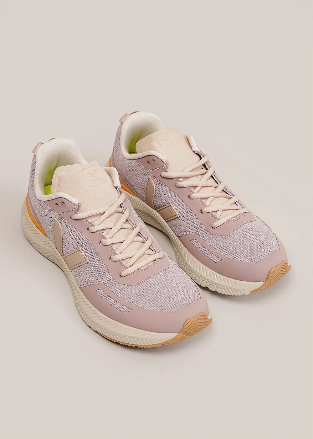 Parme Sable Impala Running Shoes in Sable Mesh