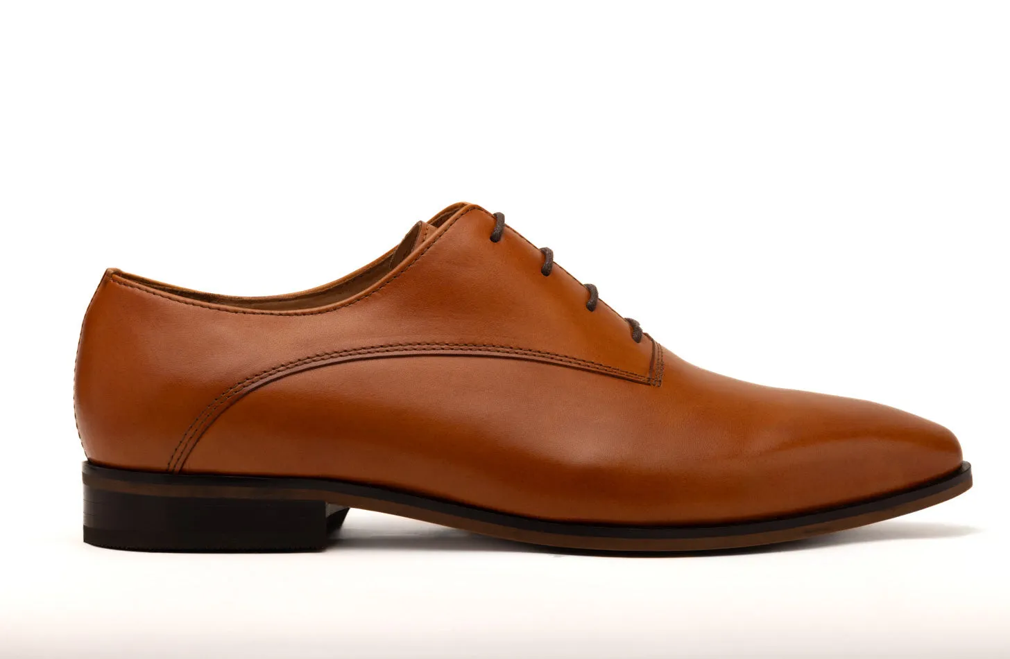 Plain Vamp Oxford: classic men's shoes for a sophisticated look