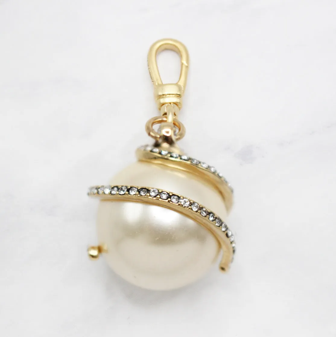 Spiral Glass Pearl Vintage Lulu Charm in Crystal Design