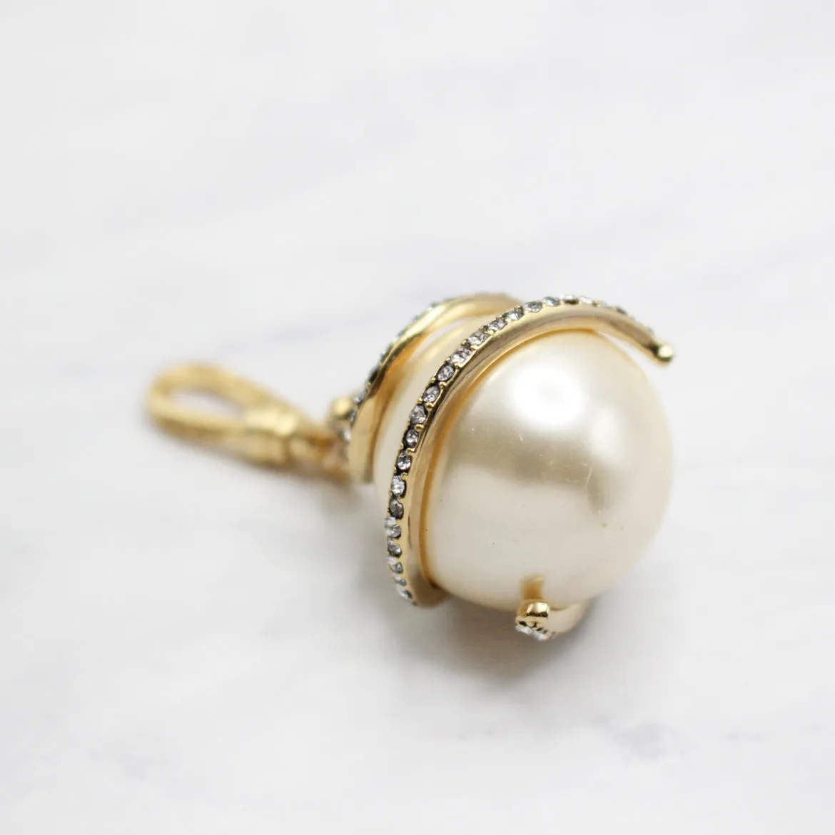 Spiral Glass Pearl Vintage Lulu Charm in Crystal Design