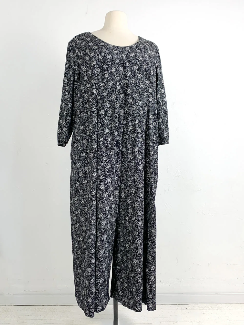 The Best Style Choice: AdrianJordan Black and White Rose Print Polka Dot Jumpsuit