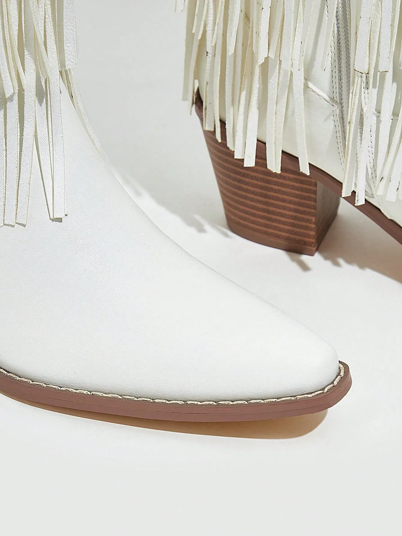 White Western Boots with Embroidery Tassels and Pointed Toe for Women