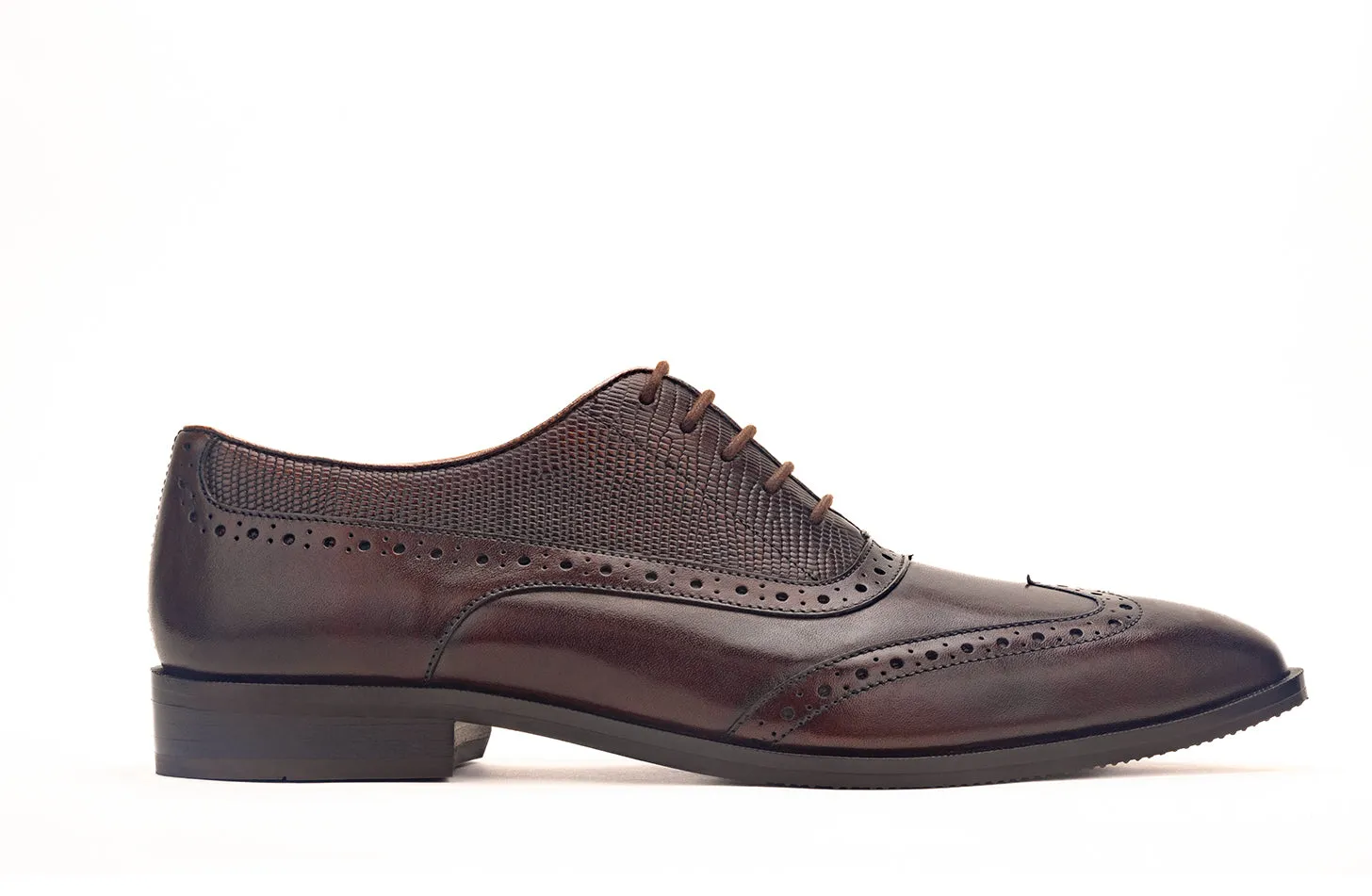 Wingcap brogue oxford shoes with Lizard embossed quarter - Top result: Shop now for stylish Wingcap brogue shoes with a Lizard e