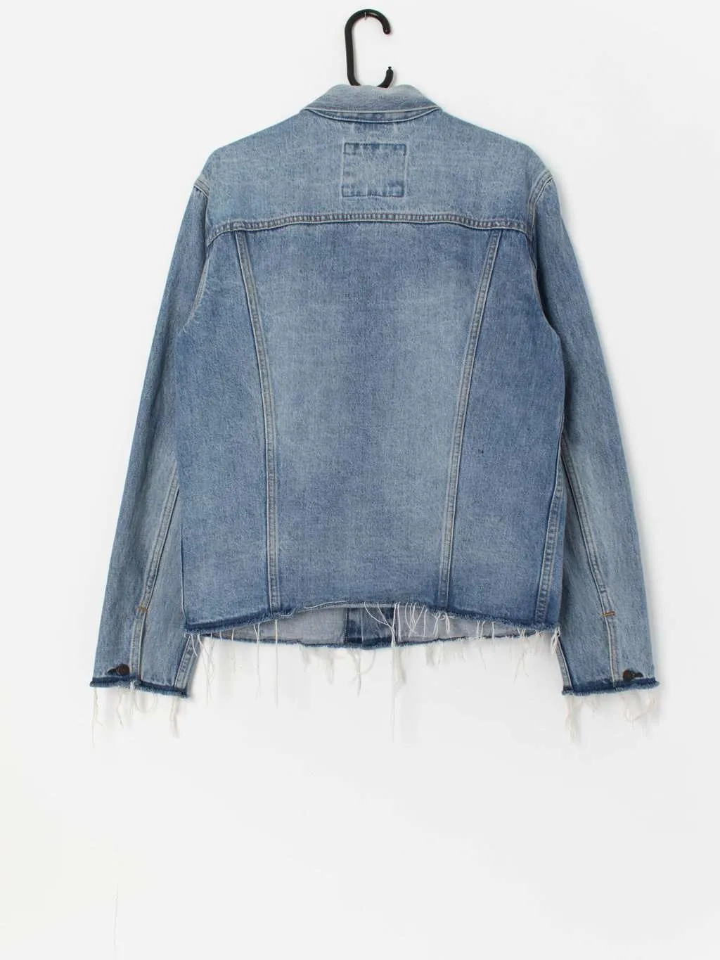 Women’s Levis Altered trucker denim jacket – Medium